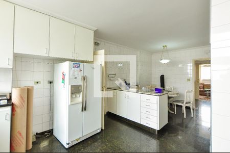 Apartamento à venda com 297m², 3 quartos e 3 vagas Apartamento à venda com 297m², 3 quartos e 3 vagasCozinha