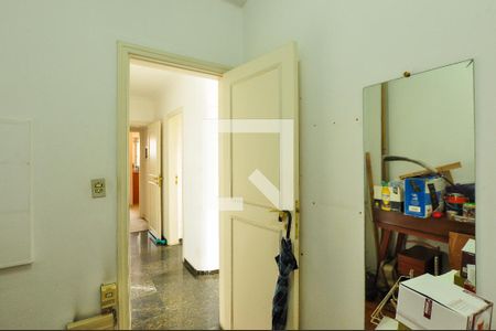 Apartamento à venda com 297m², 3 quartos e 3 vagas Apartamento à venda com 297m², 3 quartos e 3 vagasDepósito