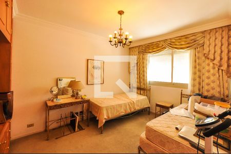 Apartamento à venda com 297m², 3 quartos e 3 vagas Apartamento à venda com 297m², 3 quartos e 3 vagasSuíte 2
