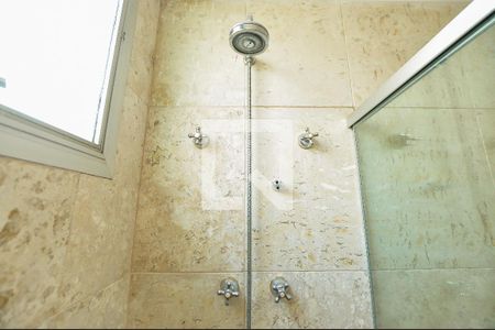 Apartamento à venda com 297m², 3 quartos e 3 vagas Apartamento à venda com 297m², 3 quartos e 3 vagasBanheiro da Suíte 2