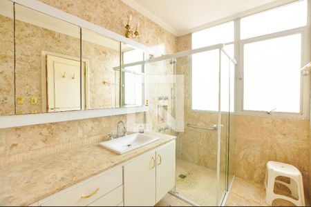 Apartamento à venda com 297m², 3 quartos e 3 vagas Apartamento à venda com 297m², 3 quartos e 3 vagasBanheiro da Suíte 1
