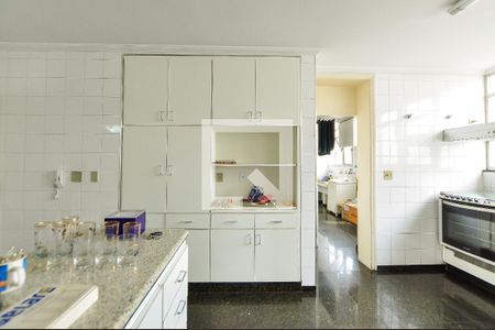 Apartamento à venda com 297m², 3 quartos e 3 vagas Apartamento à venda com 297m², 3 quartos e 3 vagasCozinha