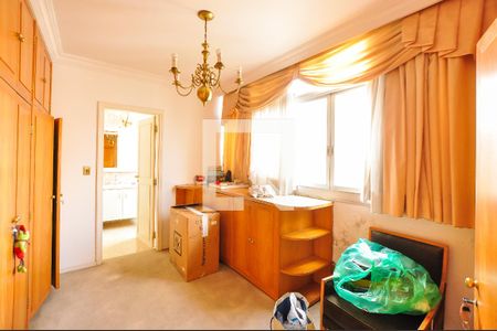 Apartamento à venda com 297m², 3 quartos e 3 vagas Apartamento à venda com 297m², 3 quartos e 3 vagasCloset da suíte 1