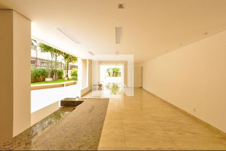 Apartamento à venda com 297m², 3 quartos e 3 vagas Apartamento à venda com 297m², 3 quartos e 3 vagasÁrea comum - Salão de festas