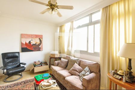 Apartamento à venda com 297m², 3 quartos e 3 vagas Apartamento à venda com 297m², 3 quartos e 3 vagasEscritório