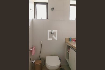 Apartamento à venda com 149m², 3 quartos e 3 vagasBanheiro da Suíte 1