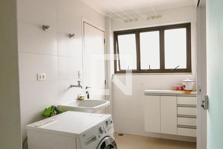 Apartamento à venda com 149m², 3 quartos e 3 vagasCozinha e Área de Serviço