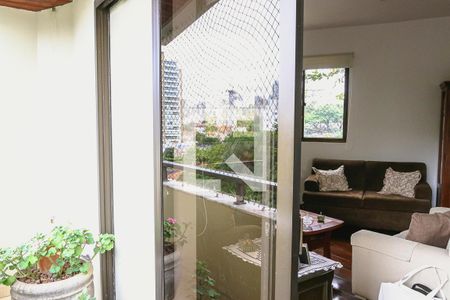 Apartamento à venda com 149m², 3 quartos e 3 vagasVaranda