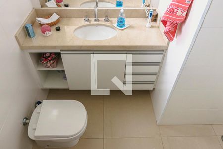 Apartamento à venda com 149m², 3 quartos e 3 vagasBanheiro da Suíte 1