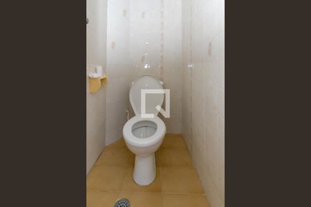 Apartamento à venda com 98m², 2 quartos e sem vagaBanheiro de Serviço