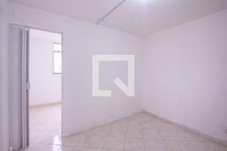 Sala de apartamento para alugar com 2 quartos, 30m² em Porto da Pedra, São Gonçalo