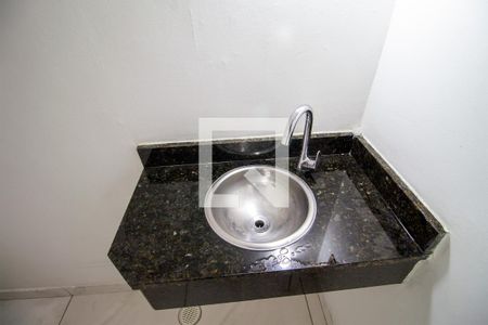 Casa de condomínio para alugar com 65m², 2 quartos e 1 vagaBanheiro Social