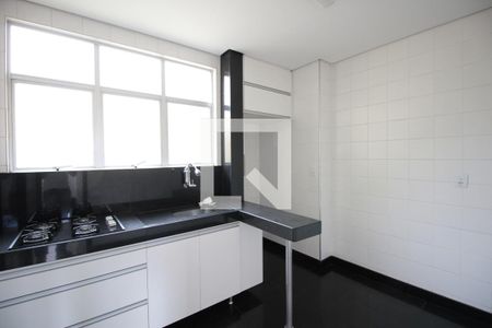 Apartamento para alugar com 90m², 3 quartos e 2 vagasCozinha e Área de Serviço