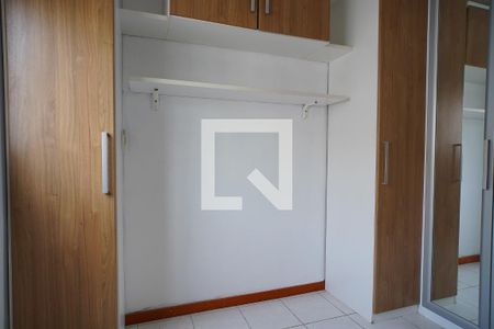 Quarto 2 de apartamento à venda com 2 quartos, 42m² em Rubem Berta, Porto Alegre