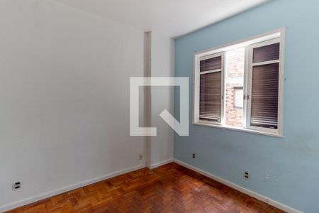 Casa à venda com 264m², 4 quartos e 3 vagas Casa à venda com 264m², 4 quartos e 3 vagasQuarto 2 - terceiro andar