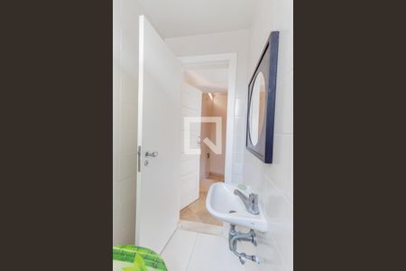 Casa à venda com 264m², 4 quartos e 3 vagas Casa à venda com 264m², 4 quartos e 3 vagasBanheiro Social 3 - quarto andar