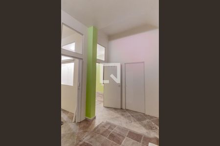 Casa à venda com 264m², 4 quartos e 3 vagas Casa à venda com 264m², 4 quartos e 3 vagasCopa - primeiro andar