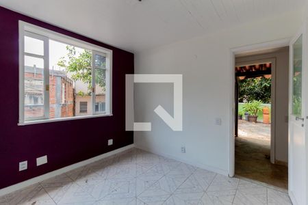 Casa à venda com 264m², 4 quartos e 3 vagas Casa à venda com 264m², 4 quartos e 3 vagasQuarto 3 - quarto andar