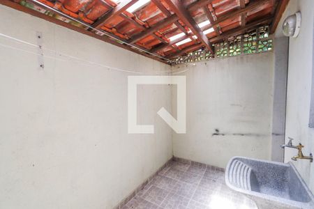 Casa de condomínio à venda com 80m², 2 quartos e 2 vagas Casa de condomínio à venda com 80m², 2 quartos e 2 vagasÁrea de Serviço