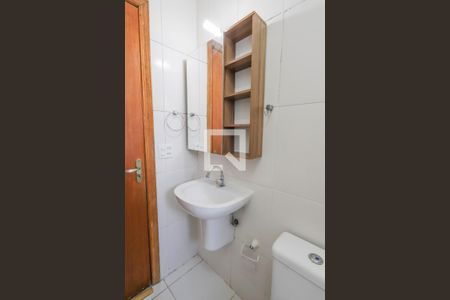 Casa de condomínio à venda com 80m², 2 quartos e 2 vagas Casa de condomínio à venda com 80m², 2 quartos e 2 vagasBanheiro