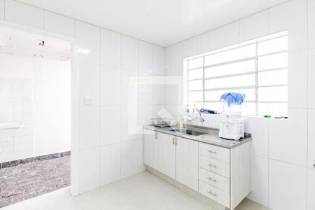 Casa para alugar com 200m², 3 quartos e 5 vagasCozinha