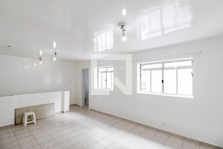 Casa para alugar com 200m², 3 quartos e 5 vagasSalão