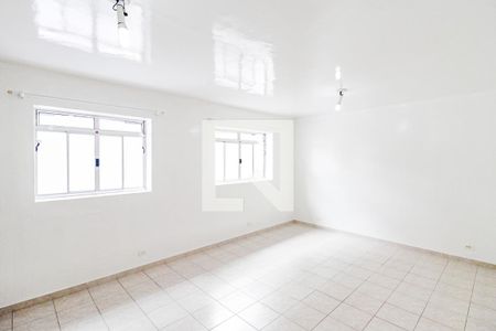 Casa para alugar com 200m², 3 quartos e 5 vagasSalão