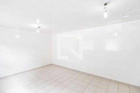Casa para alugar com 200m², 3 quartos e 5 vagasSalão