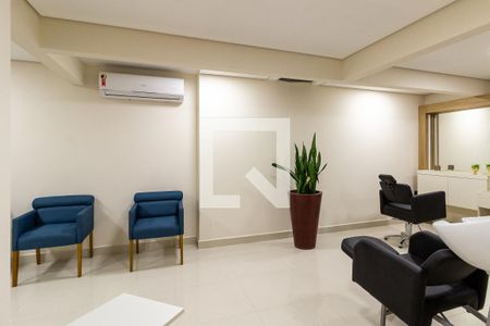 Apartamento para alugar com 83m², 2 quartos e 1 vagaÁrea comum - salão de beleza