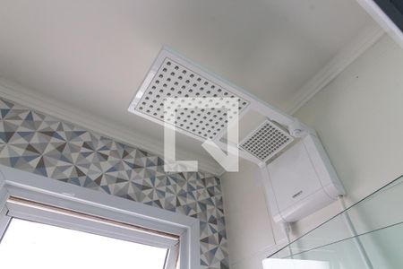 Apartamento para alugar com 83m², 2 quartos e 1 vagaDetalhe do banheiro da suíte