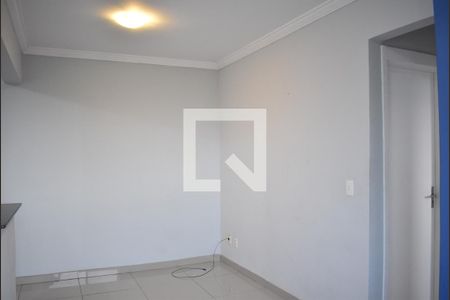 Sala de apartamento para alugar com 2 quartos, 44m² em Campo Grande, Rio de Janeiro
