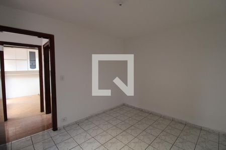 Sala de casa para alugar com 2 quartos, 95m² em Vila Campo Grande, São Paulo