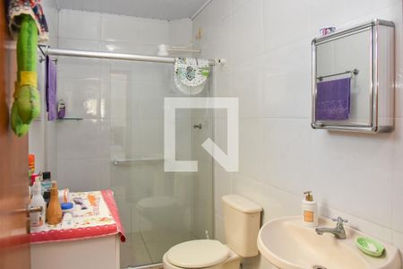 Banheiro da Suíte 1 de casa à venda com 5 quartos, 160m² em Jardim Floresta, Porto Alegre