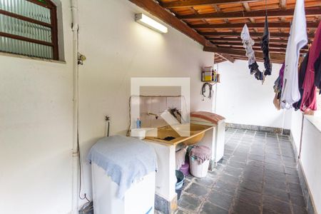 Casa à venda com 150m², 3 quartos e 4 vagasÁrea de Serviço