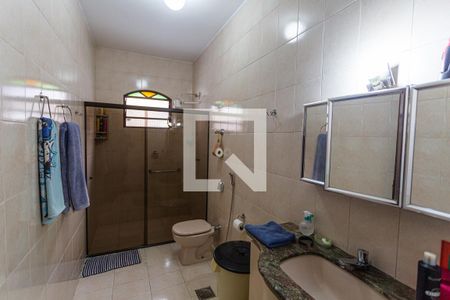 Casa à venda com 150m², 3 quartos e 4 vagasBanheiro Social