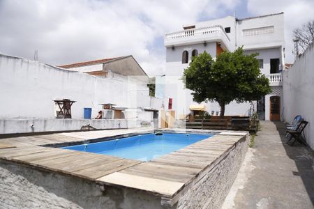 Casa à venda com 120m², 3 quartos e 3 vagasPiscina
