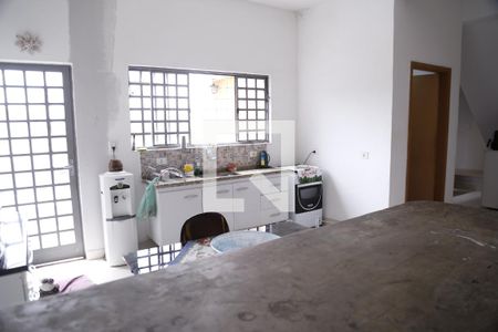 Casa à venda com 120m², 3 quartos e 3 vagasCozinha-Casa 2