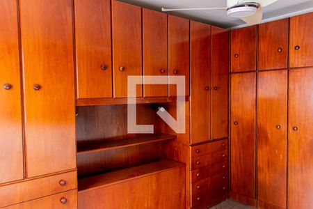 Casa à venda com 120m², 3 quartos e 3 vagasQuarto 1 - Armários-Casa 1