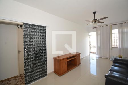 Sala de apartamento para alugar com 2 quartos, 77m² em Penha Circular, Rio de Janeiro