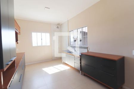 Casa para alugar com 120m², 3 quartos e 1 vaga Casa para alugar com 120m², 3 quartos e 1 vagaCozinha e Área de Serviço