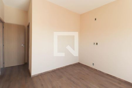 Casa para alugar com 120m², 3 quartos e 1 vaga Casa para alugar com 120m², 3 quartos e 1 vagaSuíte
