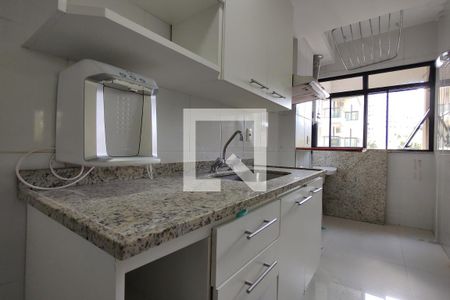 Apartamento para alugar com 80m², 3 quartos e 1 vaga Apartamento para alugar com 80m², 3 quartos e 1 vagaCozinha - Armários