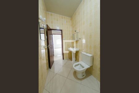 Casa para alugar com 150m², 3 quartos e sem vaga Casa para alugar com 150m², 3 quartos e sem vagaBanheiro 1