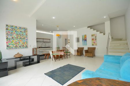 Sala de casa para alugar com 5 quartos, 170m² em Cosme Velho, Rio de Janeiro