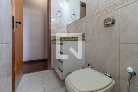 Apartamento para alugar com 320m², 5 quartos e 2 vagasBanheiro Social