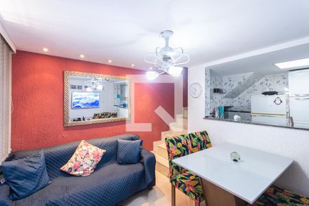 Sala de casa à venda com 2 quartos, 80m² em Benfica, Rio de Janeiro