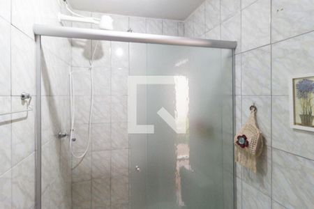 Casa à venda com 300m², 3 quartos e 3 vagasBanheiro do quarto 2