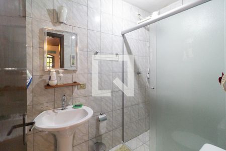 Casa à venda com 300m², 3 quartos e 3 vagasBanheiro do quarto 2