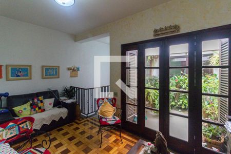 Sala de casa à venda com 3 quartos, 300m² em Vila Monumento, São Paulo