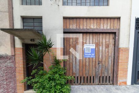 Casa à venda com 300m², 3 quartos e 3 vagasPlaca